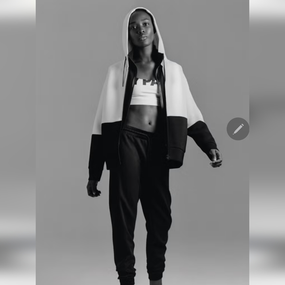 NWT Ivy Park Neoprene white and black sweatshirt Size M - Picture 8 of 10